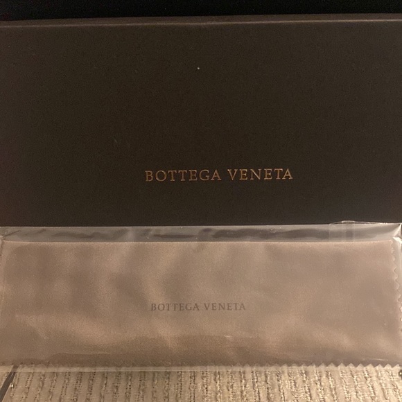 Borrega Venetta Sunglasses - Picture 2 of 4
